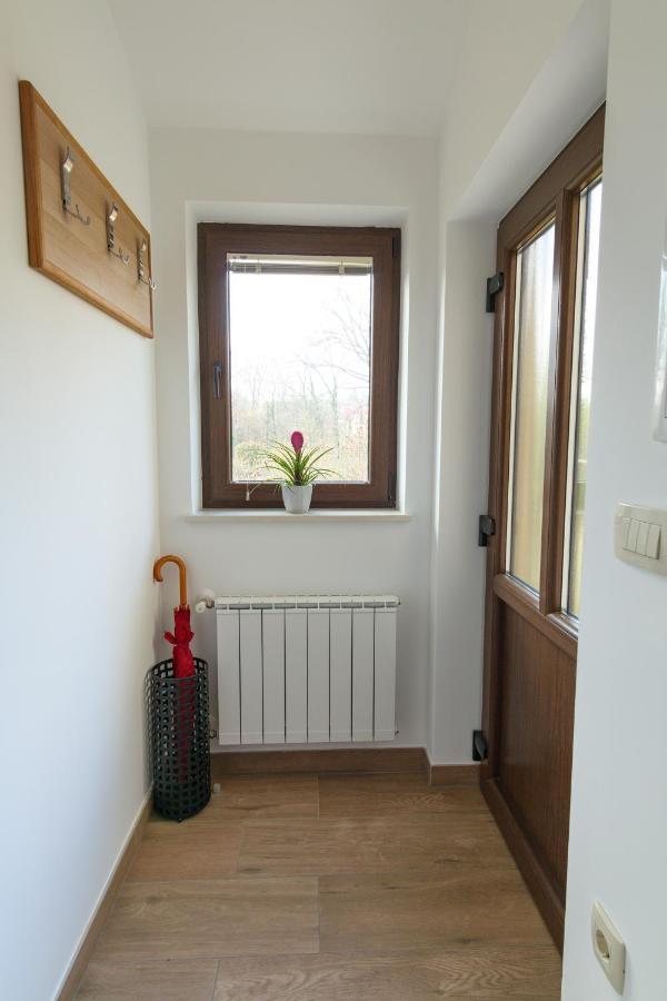 Apartmani Ravan Cernik  Buitenkant foto