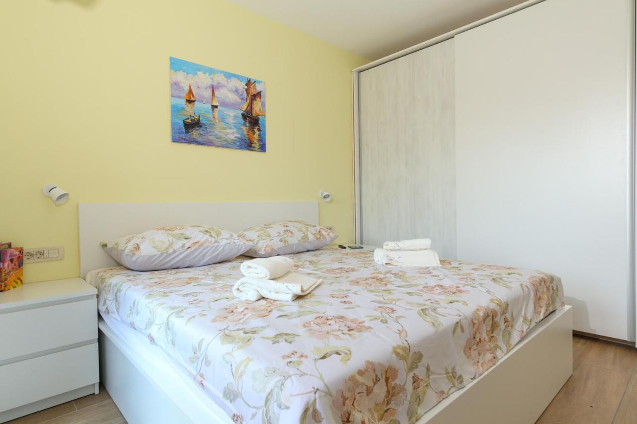 Apartmani Ravan Cernik  Buitenkant foto
